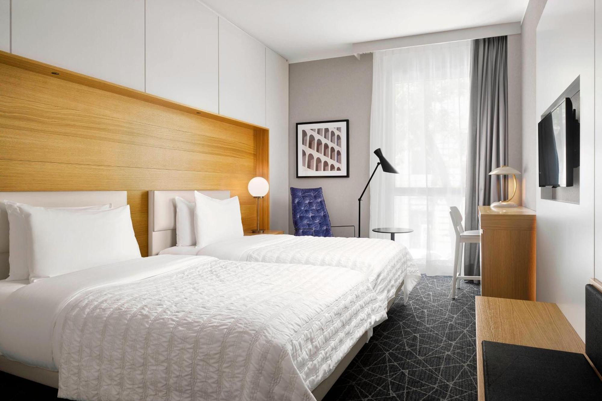 เลอ เมริเดียน วิสกอนติ โรม Hotel ภายนอก รูปภาพ